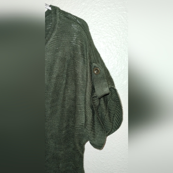 LIGHTWEIGHT SHORT SLEEVE SWEATER WITH RUCHED SIDES ~ ARMY/KHAKI GREEN ~ SIZE M/L - Picture 8 of 11